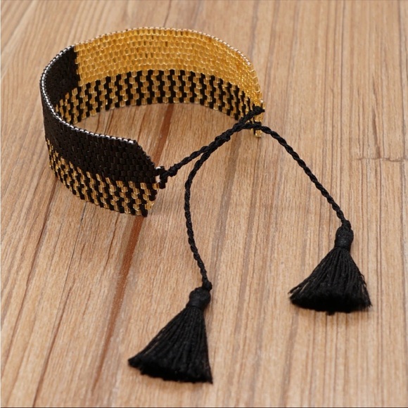 Gold and Black Miyuki Seed Beaded Bracelet - Picture 4 of 5